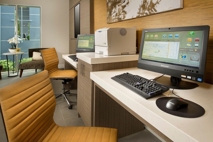 Imagen de los interiores del Hotel Holiday Inn Miami-doral Area, An Ihg. Foto 13