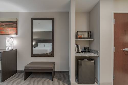 Imagen de la habitación del Hotel Holiday Inn Mishawaka, An Ihg. Foto 6
