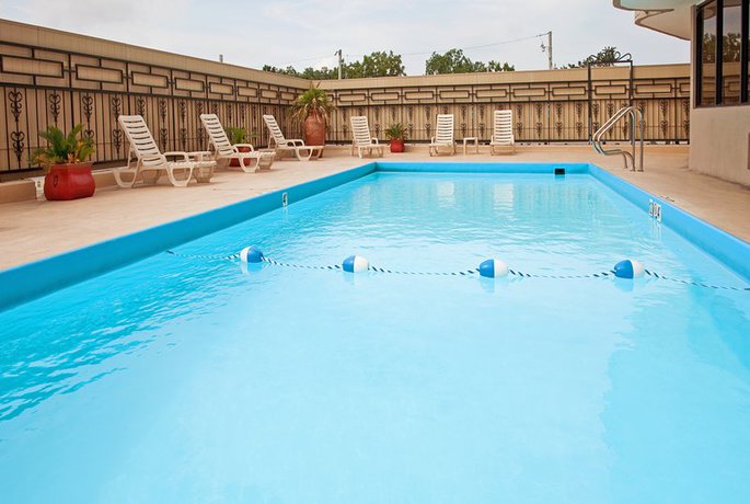 Imagen de la piscina del Hotel Holiday Inn Mobile-dwtn/hist. District, An Ihg. Foto 9