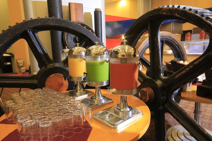 Imagen del bar/restaurante del Hotel Holiday Inn Monterrey - Parque Fundidora. Foto 9