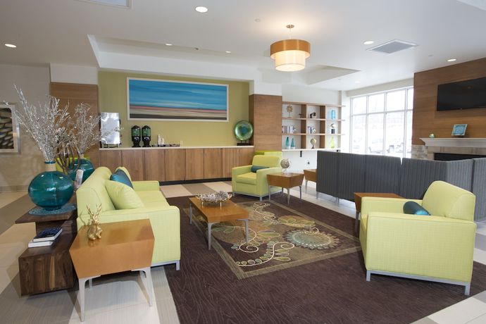 Imagen de los interiores del Hotel Holiday Inn Morgantown - University Area, An Ihg. Foto 20