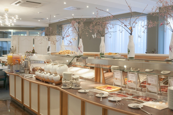 Imagen del bar/restaurante del Hotel Holiday Inn Munich-unterhaching, An Ihg. Foto 5