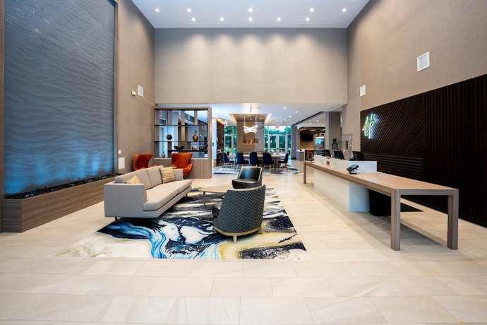Imagen de los interiores del Hotel Holiday Inn NW Houston Beltway 8, an IHG Hotel. Foto 17