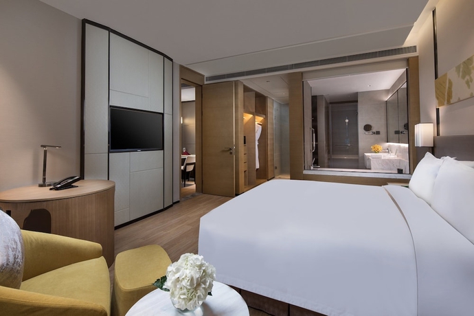Imagen de la habitación del Hotel Holiday Inn Nanjing Harbour. Foto 9