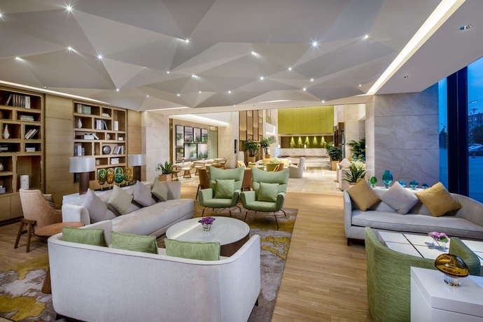 Imagen de los interiores del Hotel Holiday Inn Nanjing Harbour. Foto 17