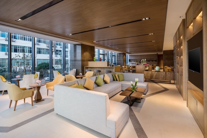 Imagen de los interiores del Hotel Holiday Inn Nanjing Harbour. Foto 19