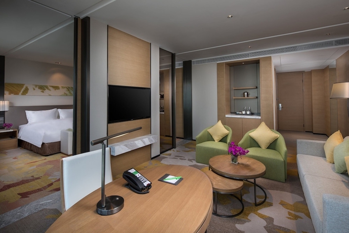 Imagen de la habitación del Hotel Holiday Inn Nanjing Harbour. Foto 11