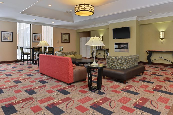 Imagen de los interiores del Hotel Holiday Inn New London - Mystic Area, an IHG. Foto 15
