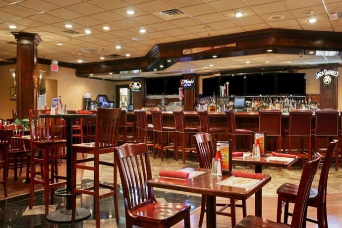 Imagen general del Hotel Holiday Inn Newark International Airport. Foto 3