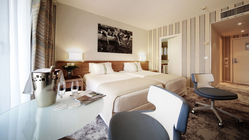 Imagen de la habitación del Hotel Holiday Inn Nice-port St Laurent, An Ihg. Foto 3