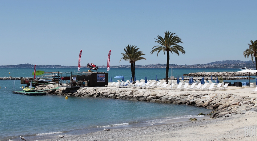 Imagen de los exteriores del Hotel Holiday Inn Nice-port St Laurent, An Ihg. Foto 11