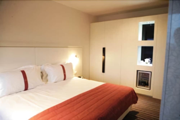 Imagen de la habitación del Hotel Holiday Inn Nola - Naples Vulcano Buono, An Ihg. Foto 2