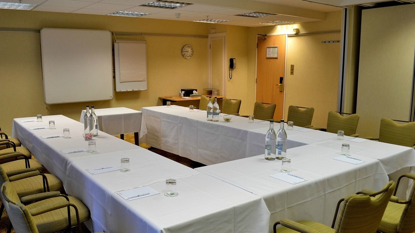 Imagen de los interiores del Hotel Holiday Inn Northampton, An Ihg. Foto 13