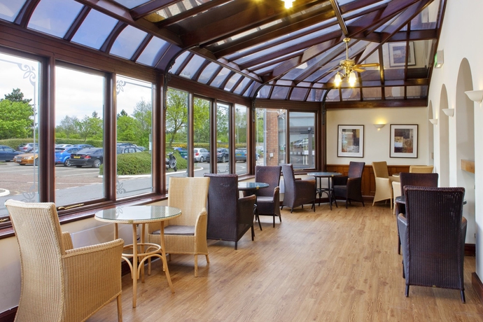 Imagen del bar/restaurante del Hotel Holiday Inn Norwich North, An Ihg. Foto 2