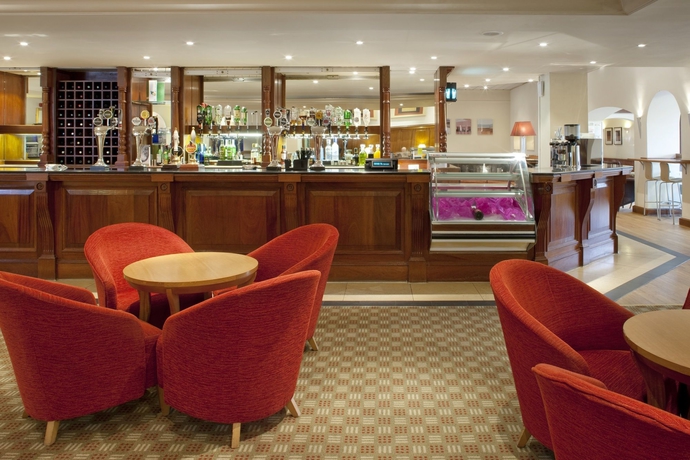 Imagen del bar/restaurante del Hotel Holiday Inn Norwich North, An Ihg. Foto 5
