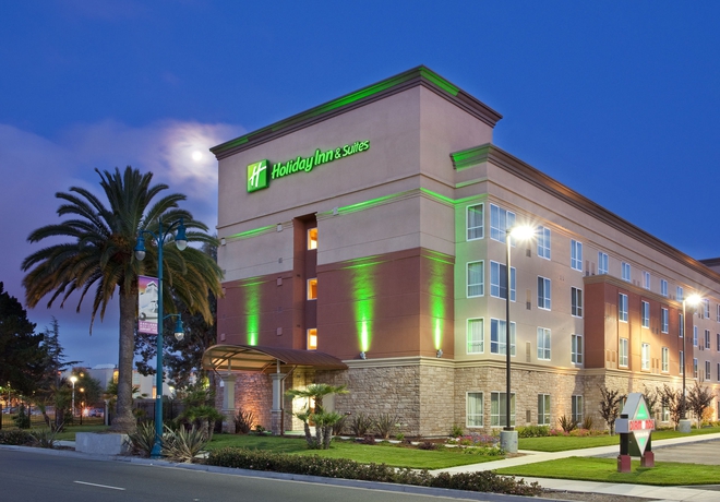 Imagen de los exteriores del Hotel Holiday Inn Oakland Airport, An Ihg. Foto 12