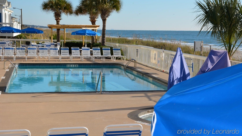 Imagen de la piscina del Hotel Holiday Inn Oceanfront Surfside Beach. Foto 13