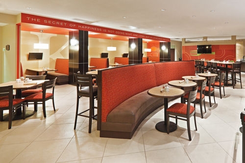 Imagen del bar/restaurante del Hotel Holiday Inn Oklahoma City Airport, An Ihg. Foto 2