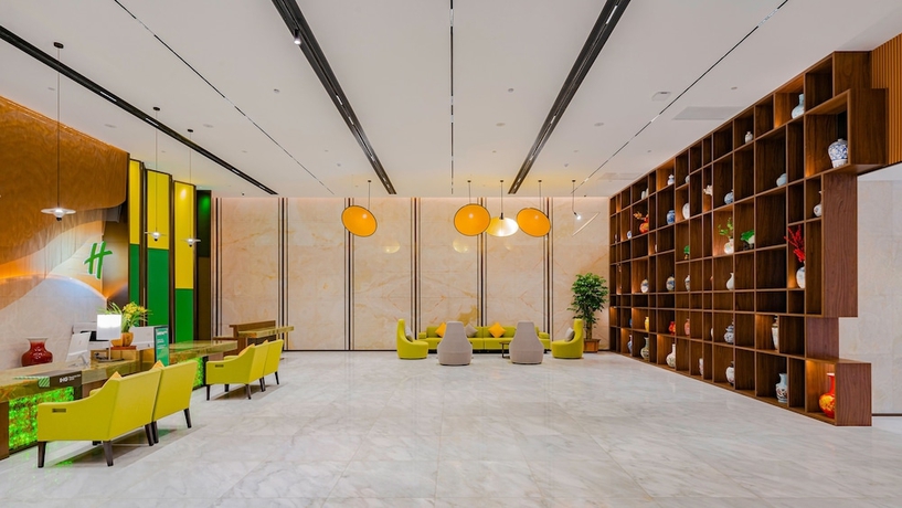 Imagen de los interiores del Hotel Holiday Inn One Thousand Island Lake, an IHG Hotel. Foto 18