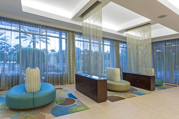 Imagen de los interiores del Hotel Holiday Inn Orlando - Disney Springs® Area, An Ihg. Foto 15