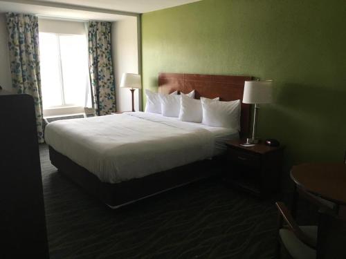 Imagen de la habitación del Hotel Holiday Inn Orlando North Winter Park by IHG. Foto 2