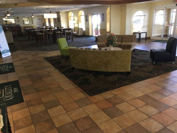 Imagen de los interiores del Hotel Holiday Inn Orlando North Winter Park by IHG. Foto 4