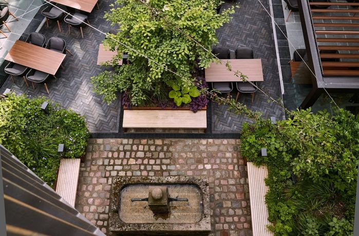 Imagen de los interiores del Hotel Holiday Inn Osnabrueck. Foto 13