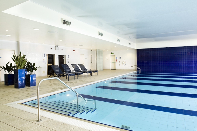 Imagen de la piscina del Hotel Holiday Inn Oxford, An Ihg. Foto 16