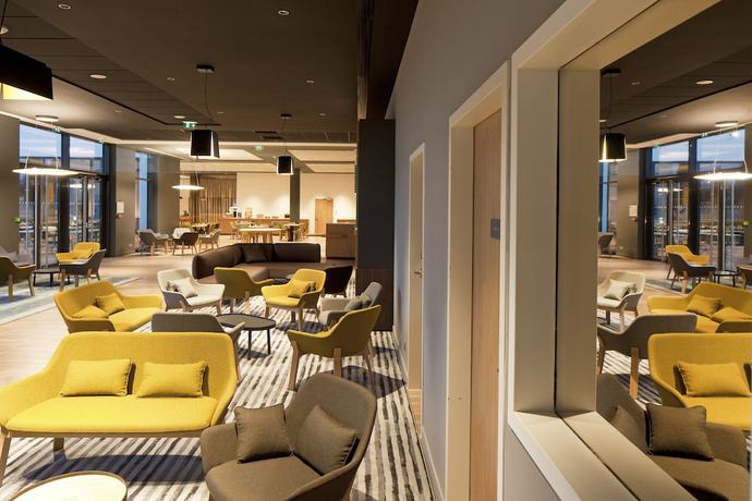 Imagen de los interiores del Hotel Holiday Inn Paris CDG Airport an IHG. Foto 10