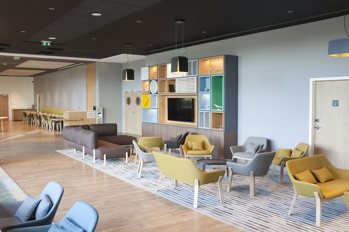 Imagen de los interiores del Hotel Holiday Inn Paris CDG Airport an IHG. Foto 12