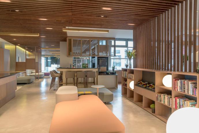 Imagen de los interiores del Hotel Holiday Inn Paris Marne-La-Vallée. Foto 13