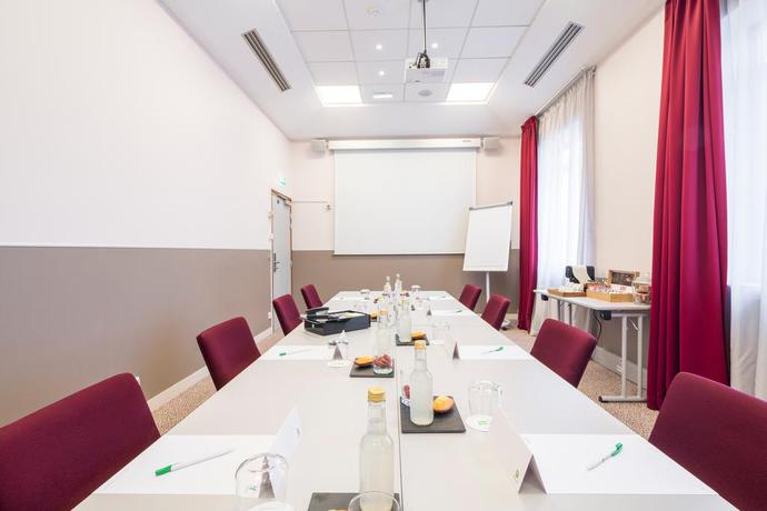 Imagen de los interiores del Hotel Holiday Inn Paris Marne-La-Vallée. Foto 17