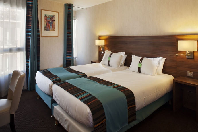 Imagen de la habitación del Hotel Holiday Inn Paris Montmartre. Foto 9