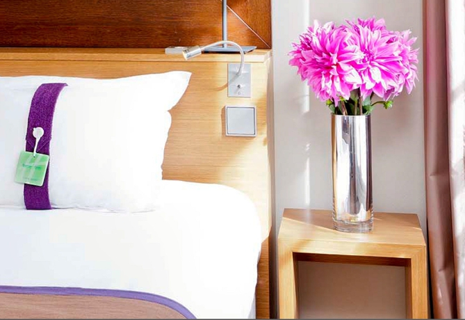 Imagen de la habitación del Hotel Holiday Inn Paris Palais De L'elyse, An Ihg Hotel. Foto 5