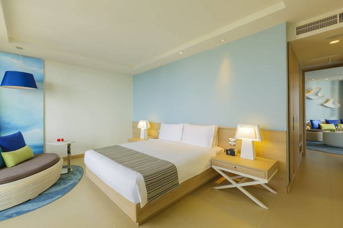 Imagen de la habitación del Hotel Holiday Inn Pattaya, An Ihg. Foto 4