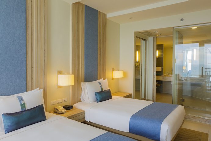 Imagen de la habitación del Hotel Holiday Inn Pattaya, An Ihg. Foto 7