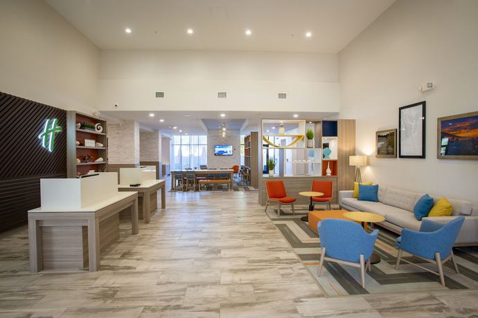 Imagen de los interiores del Hotel Holiday Inn Pensacola - University Area, an IHG. Foto 16