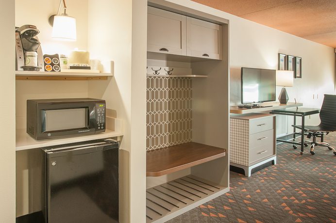 Imagen de la habitación del Hotel Holiday Inn Pensacola - University Area, an IHG. Foto 3