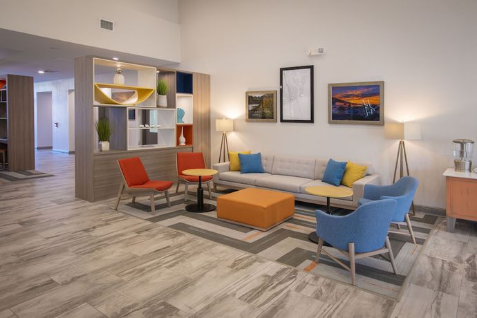Imagen de los interiores del Hotel Holiday Inn Pensacola - University Area, an IHG. Foto 19