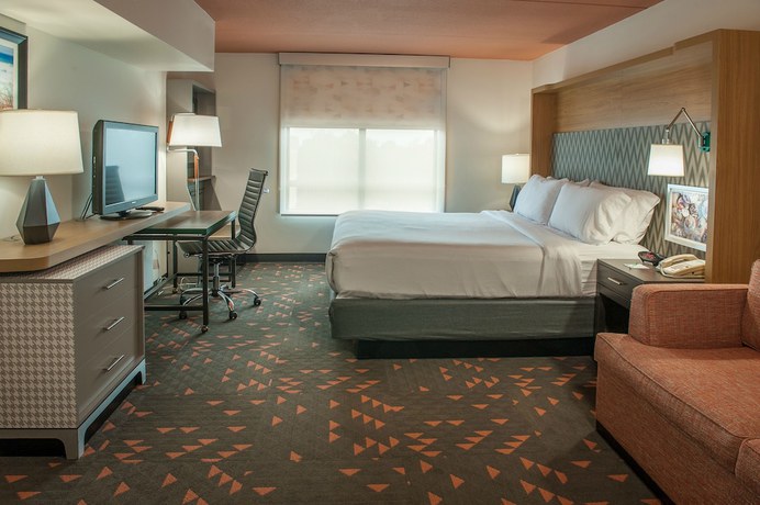 Imagen de la habitación del Hotel Holiday Inn Pensacola - University Area, an IHG. Foto 13