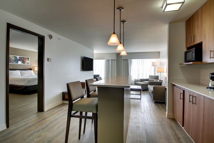 Imagen de la habitación del Hotel Holiday Inn Peoria At Grand Prairie, an IHG. Foto 3