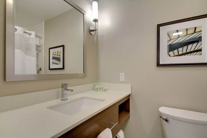 Imagen de la habitación del Hotel Holiday Inn Peoria At Grand Prairie, an IHG. Foto 4