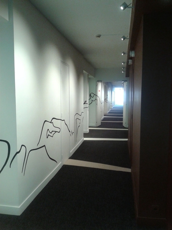 Imagen de los interiores del Hotel Holiday Inn Perpignan, An Ihg. Foto 13