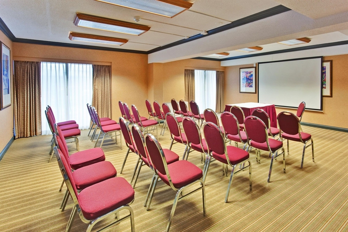 Imagen de los interiores del Hotel Holiday Inn Peterborough-waterfront, On, An Ihg. Foto 13