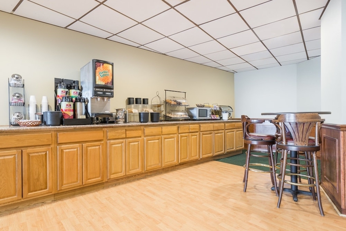 Imagen del bar/restaurante del Hotel Holiday Inn Philadelphia Arpt-Stadium Area, an IHG. Foto 3