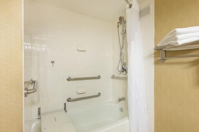 Imagen de la habitación del Hotel Holiday Inn Philadelphia-cherry Hill. Foto 11