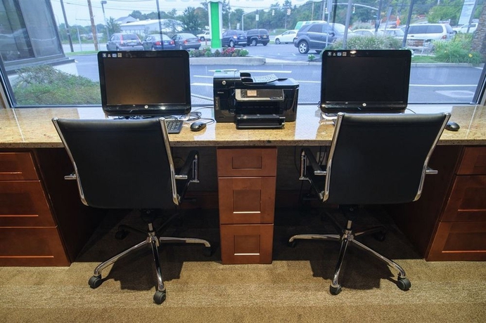 Imagen de los interiores del Hotel Holiday Inn Plainview Long Island. Foto 7