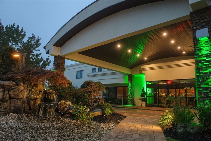 Imagen general del Hotel Holiday Inn Plainview Long Island. Foto 2