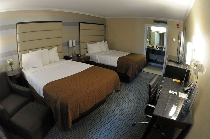 Imagen de la habitación del Hotel Holiday Inn Plainview Long Island. Foto 5