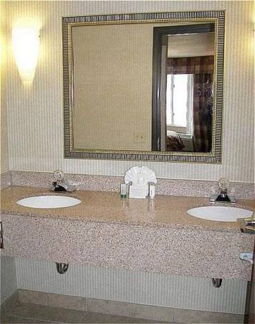 Imagen de la habitación del Hotel Holiday Inn Poplar Bluff, An Ihg. Foto 5